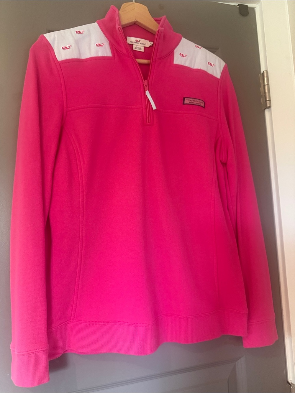 Vineyard Vines Women’s Hot Pink Quarter-Zip Pullover with Gray Shoulder Panels